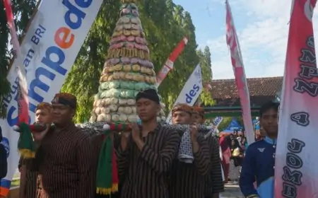 SMPN 4 Jombang Ramaikan Grebeg Apem dan Kirab Budaya Warnai Jelang Ramadan