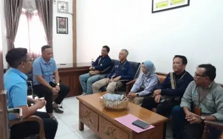 Perkuat Kelestarian Hutan, Perhutani KPH Jombang Jalin Sinergi Hukum dengan Kejari Nganjuk