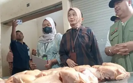 Bupati Jombang dan Bapanas Sidak Pasar Pon, Harga Beras Stabil Cabai Justru Turun