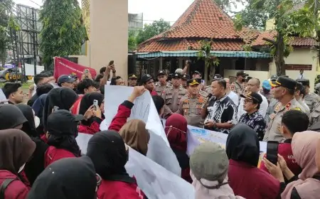 Puluhan Ribu PBI-JKN Warga Miskin Dinonaktifkan, IMM Lamongan Geruduk Dinas Sosial