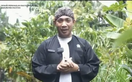 Bertajuk Bin Raja Kamulyan, Ketua DPRD Pacitan Doakan Masyarakat Mendapatkan Kemuliaan