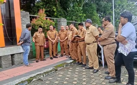 Tinjau RTH Wlingi–Kanigoro, Bupati Blitar Pacu Rehabilitasi Trotoar Demi Adipura 2026