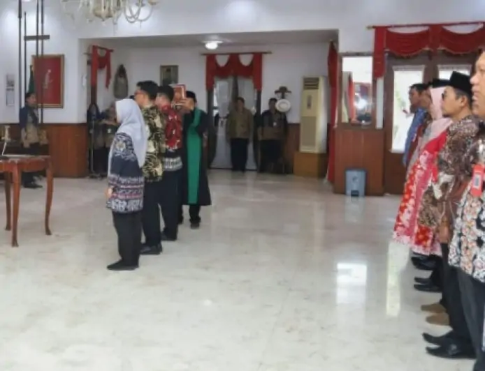 Lengkapi SOTK Baru, Bupati Arifin Lantik Tiga Pejabat Dispora Trenggalek