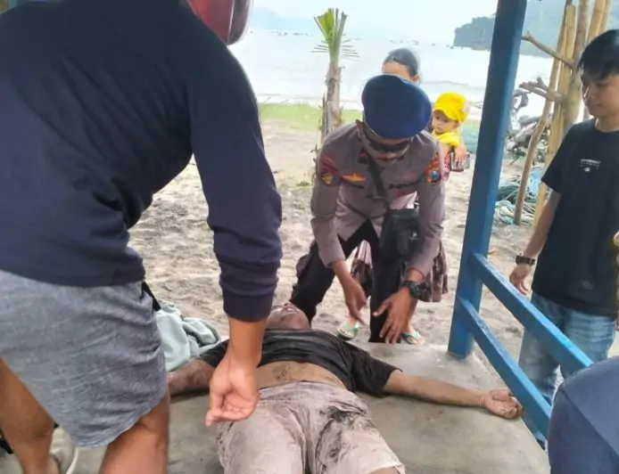 Kronologi 6 Wisatawan Tergulung Ombak Pantai Sine, Satu Pemuda Asal Malang Dalam Pencarian