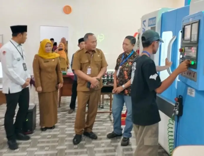 LKS Dikmen Gresik 2026 Jadi Ajang Uji Kompetensi dan Kreativitas Siswa Menuju Dunia Kerja