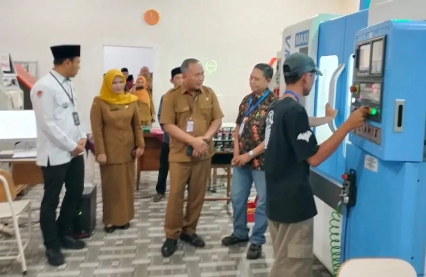 LKS Dikmen Gresik 2026 Jadi Ajang Uji Kompetensi dan Kreativitas Siswa Menuju Dunia Kerja