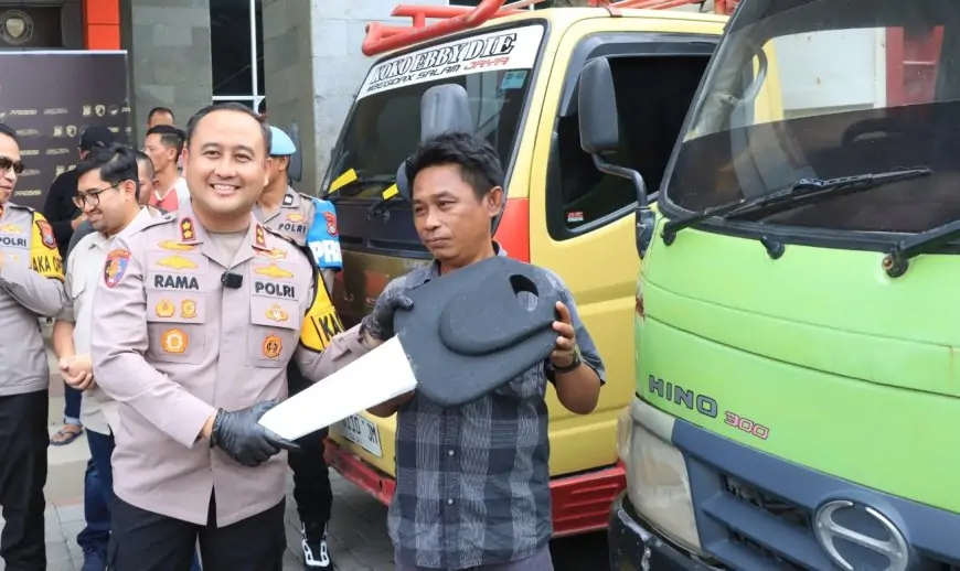 Kapolres Serahkan Kendaraan Hasil Kejahatan Kepada Pemilik Sah