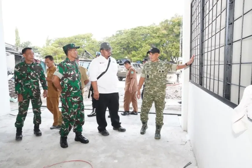 Kapok Sahli Pangdam V Brawijaya Cek Pembangunan Gerai dan Pergudangan KDKMP di Lamongan