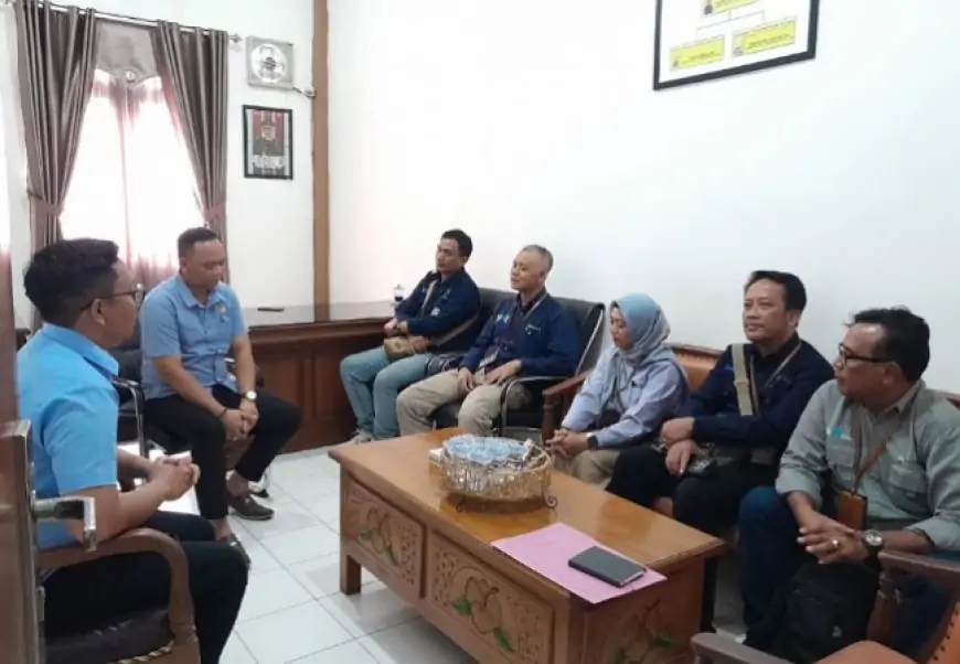 Perkuat Kelestarian Hutan, Perhutani KPH Jombang Jalin Sinergi Hukum dengan Kejari Nganjuk