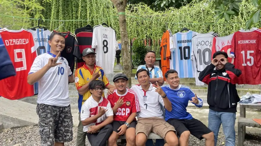 Sambut Piala Dunia 2026, Komunitas Jersey Lamongan Pamerkan Koleksi Ikonik dari Masa ke Masa