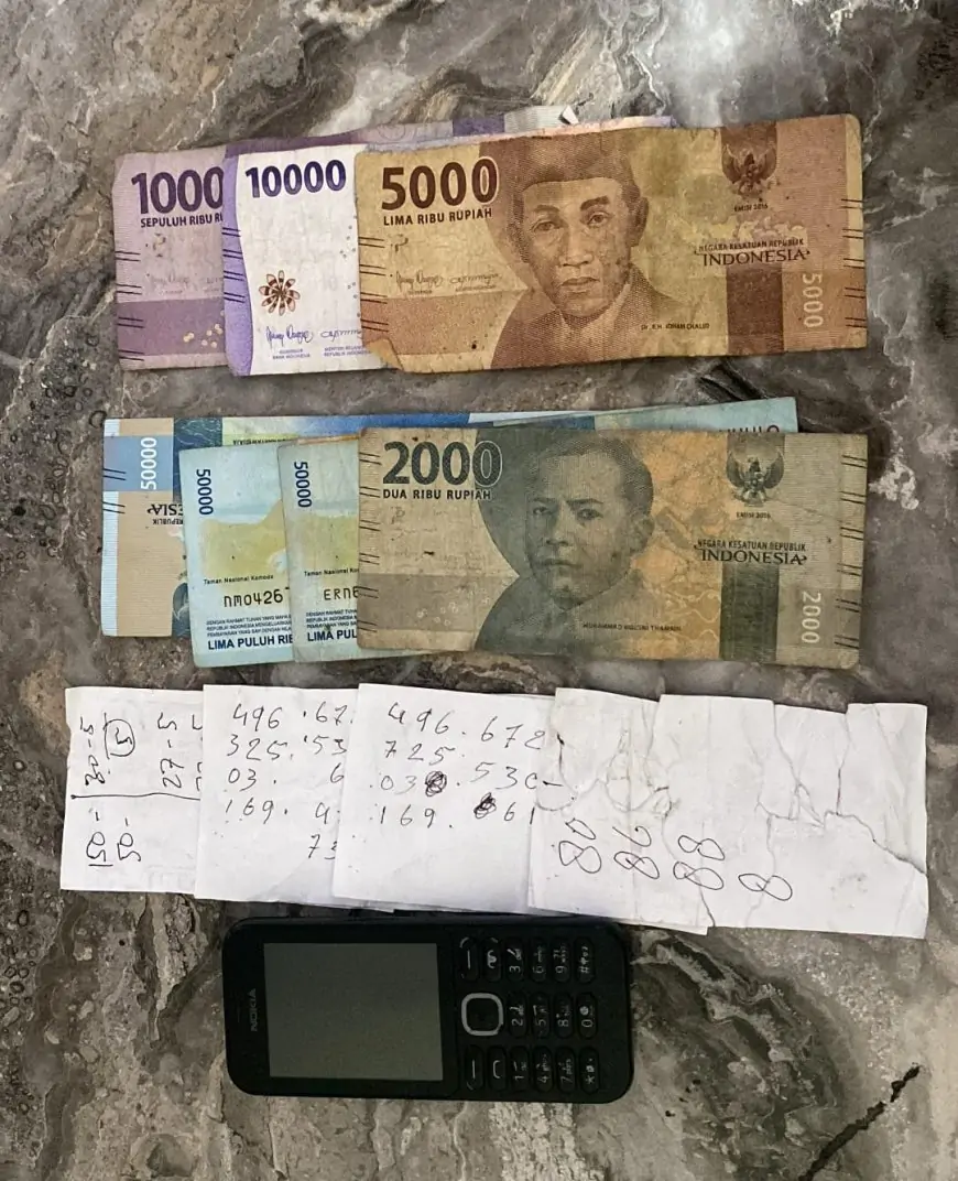 Jaga Kekhusyukan Jelang Ramadan, Polres Situbondo Ringkus Pengepul Judi Togel di Jangkar