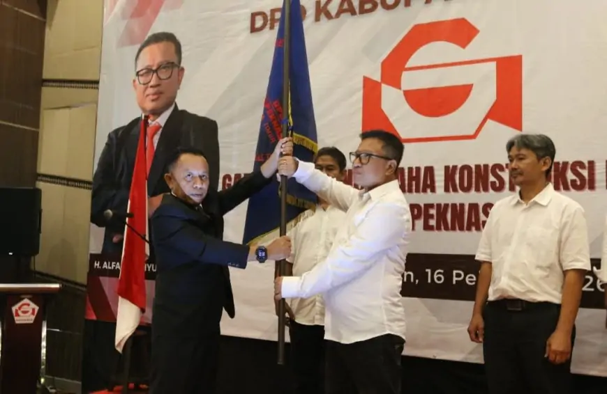 Alfan Wahyuddin Resmi Pimpin Gapeknas Gresik 2026–2027, Fokus Digitalisasi dan Perizinan Usaha Konstruksi
