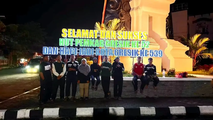 Kolaborasi DLH dan SMK Hasilkan Ornamen Taman HUT Gresik Tuai Apresiasi