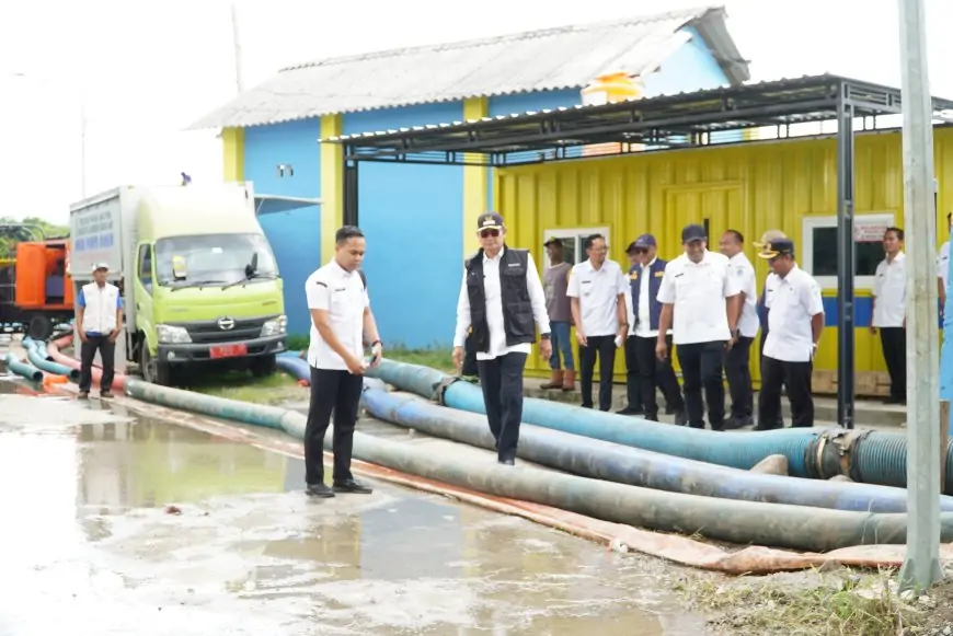 Percepat Penanganan Banjir, Pemkab Lamongan Tambah 6 Unit Pompa di Sluis Kuro