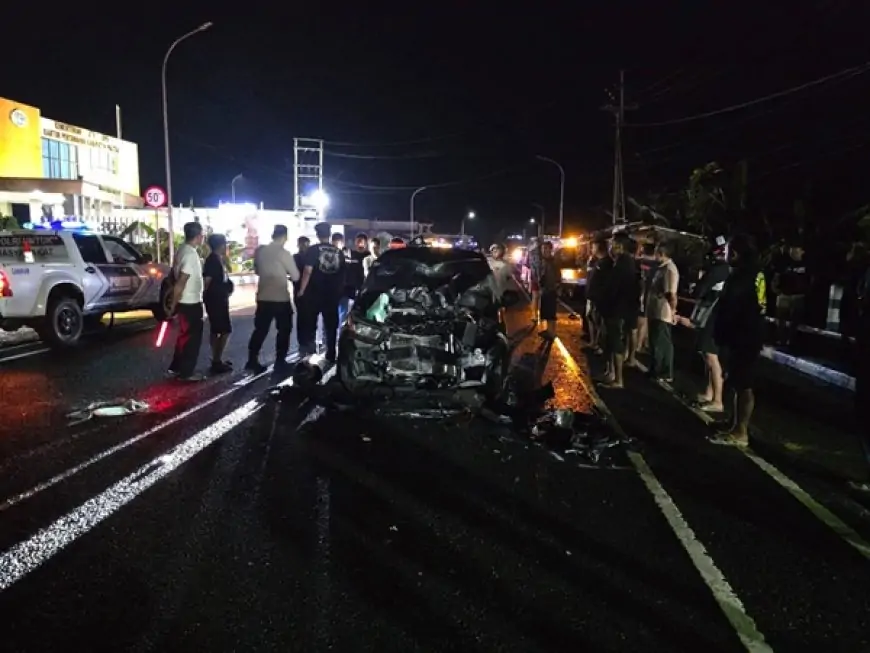 Pemotor Tewas di TKP Usai Tabrak Mobil di JLS Pacitan