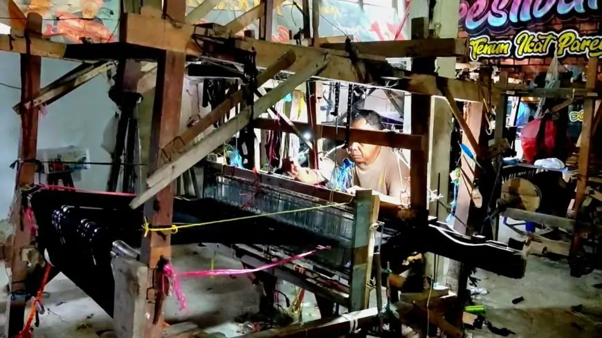 Perajin Tenun Ikat Parengan Lamongan Kebanjiran Pesanan Saat Ramadan
