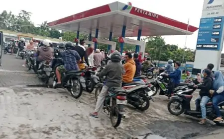 Bondowoso Panic Buying: SPBU Dikepung, Pertamina Angkat Bicara