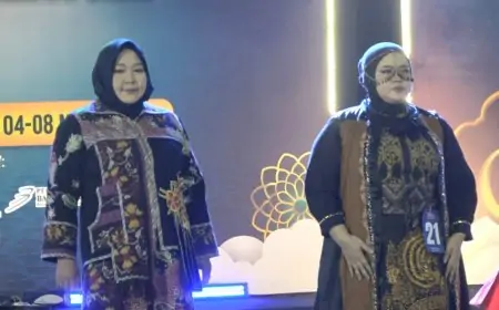 Peserta Big Size Pukau Penonton di Fashion Wastra Competition Lamongan