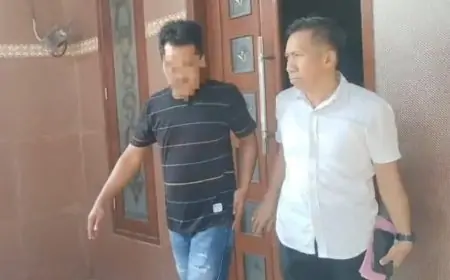 Aksi Pria Bawa Celurit Ancam Petugas Ekspedisi Kantor J&T Gresik, Pelaku Diamankan Polisi