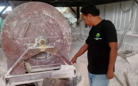 Bersihkan Conveyor, Pekerja Gudang Dolomit Sekapuk Gresik Tersengat Listrik hingga Tewas