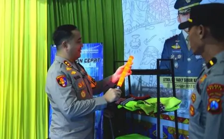 Pantau Pengamanan Mudik Lebaran, Kapolres Gresik Tinjau Posyan Alun-Alun Kota