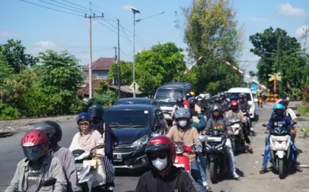 Kemacetan Parah Warnai H+2 Lebaran di Jombang, Pemudik Lewati  Jalur Arteri