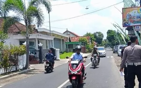 Tabrakan Dua Motor di Sumbergempol Tulungagung, Penumpang Vario Tewas di Lokasi