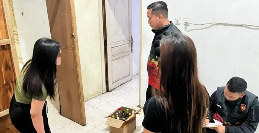 Sat Samapta Polres Gresik Ungkap Modus Baru Edarkan Miras, Disembunyikan di Kamar Pramusaji