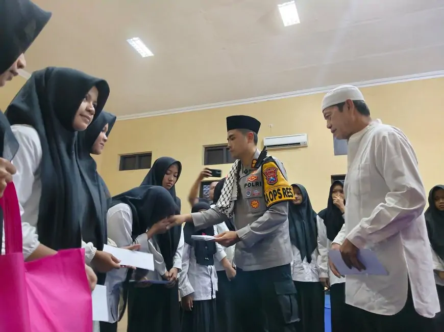 Kapolres Pacitan Santuni Anak Yatim, Buka Bersama dan Pererat Sinergi dengan Media