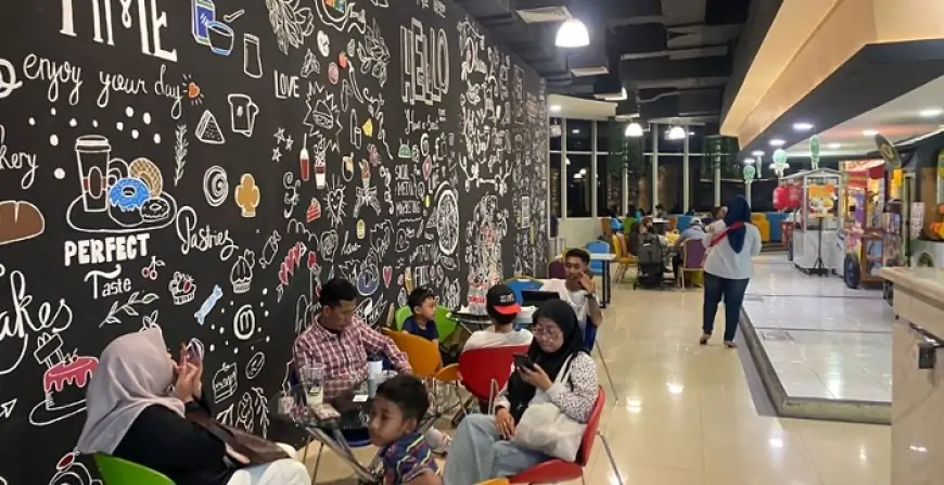 Gressmall Gresik Hadirkan Sudut Literasi di Area Foodcourt