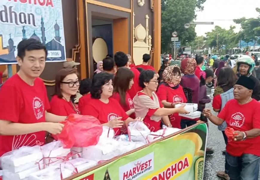 INTI Jatim Bagi 1.000 Takjil di Jombang, Wujud Kerukunan Lintas Iman
