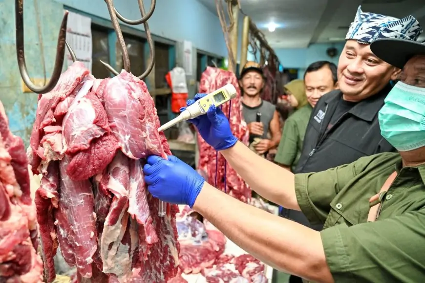 Permintaan Daging Jelang Lebaran di Banyuwangi Melonjak, Harga Tembus Rp150 Ribu