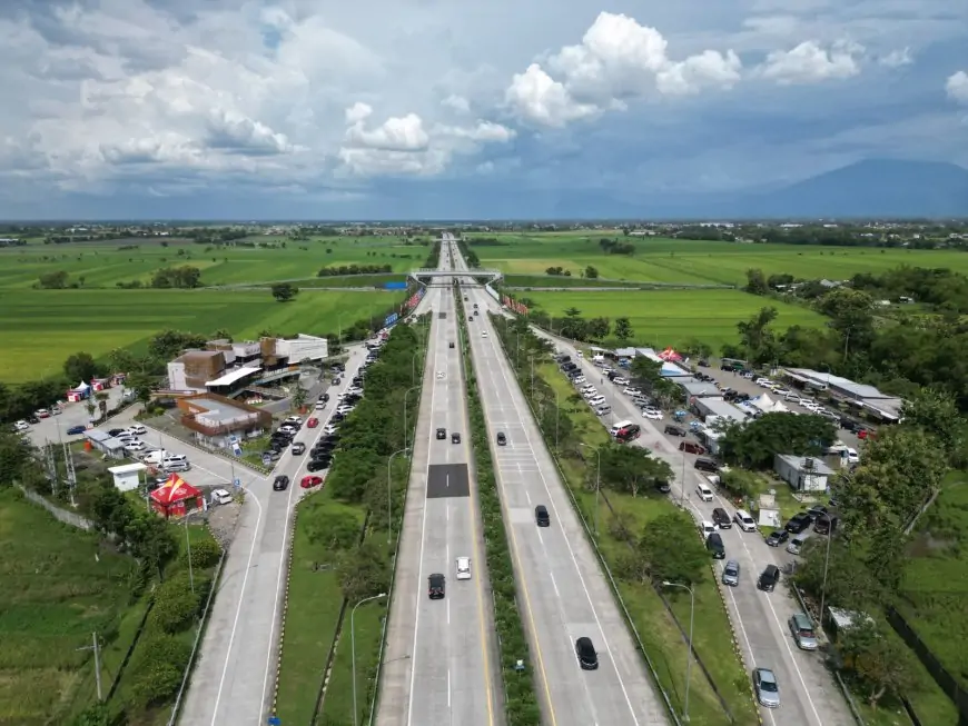 ASTRA Tol Jomo Siap Layani 1,14 Juta Kendaraan Mudik Lebaran 2026, Tambah 10 Mobile Reader dan SPBU Modular