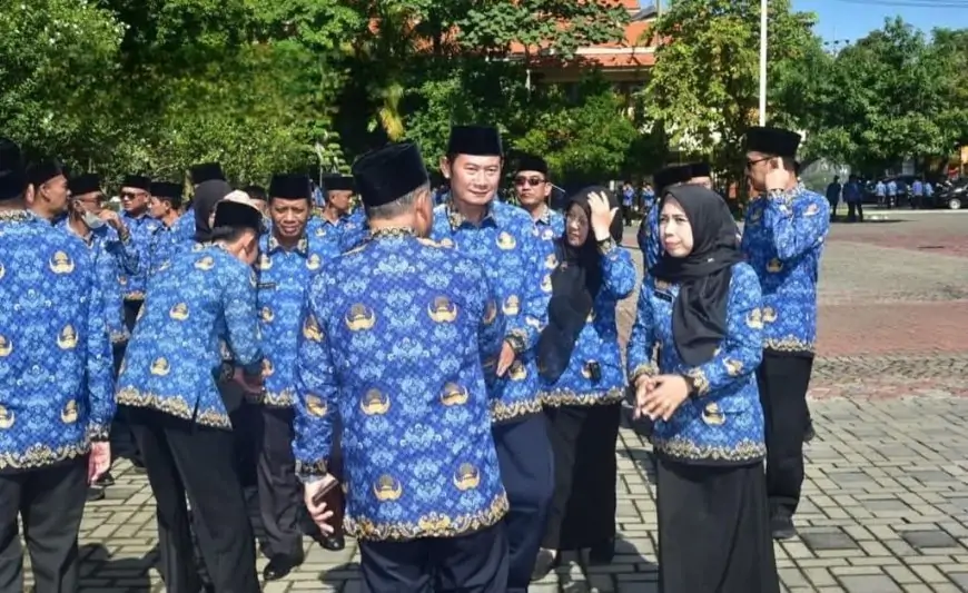 Bupati Lamongan Kepada ASN: Selamat Merayakan Hari Kemenangan bersama Keluarga
