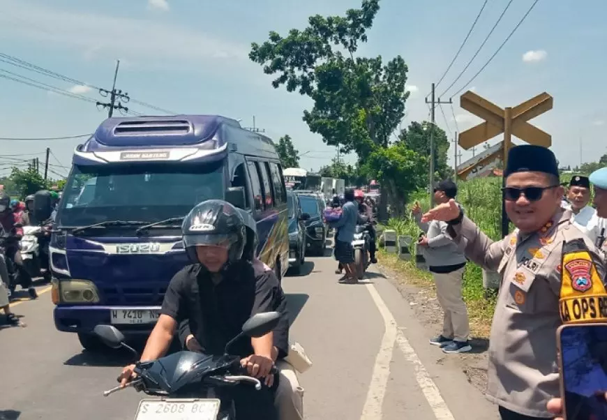 Imbauan Kapolres Jombang di Arus Balik: Jangan Paksakan Perjalanan H+2, Bijaklah agar Tak Macet