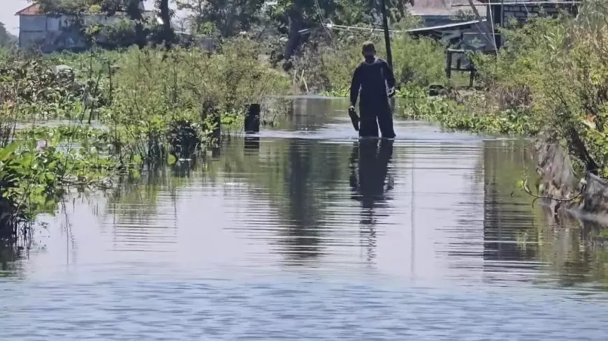 Empat Bulan Terendam Banjir, Warga Bojoasri Lamongan Rayakan Idul fitri dalam Keterisolasian