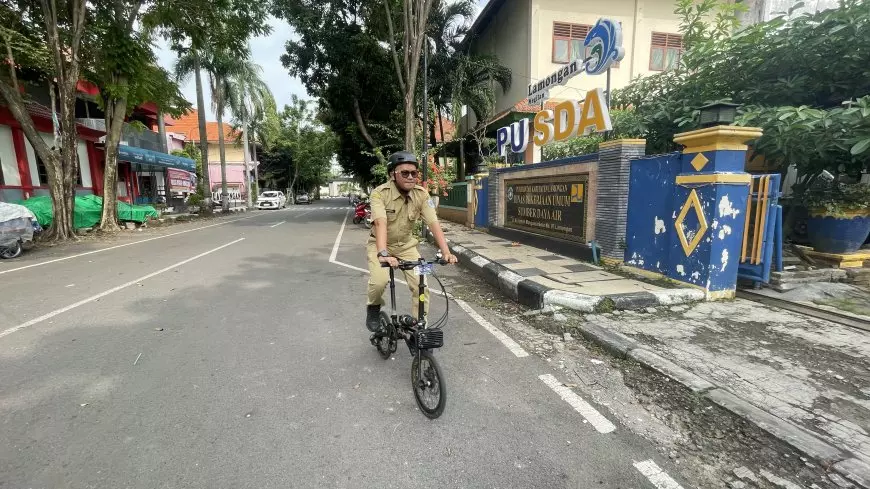 Dukung Efisiensi Energi, Seorang ASN di Lamongan Inisiasi Aksi Bike to Work