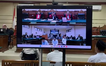 Sidang Perdana Korupsi Dana Hibah Ponpes di Gresik, Tiga Terdakwa Didakwa Rugikan Negara Rp400 Juta