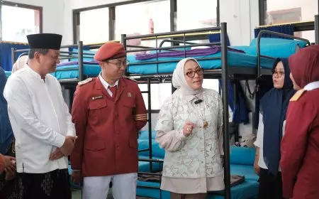 Menteri PPPA Tinjau Sekolah Rakyat dan UPTD Jombang