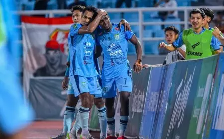 Persela Lamongan Comeback Manis di Kandang Deltras, Jhon Mena Jadi Bintang Kemenangan