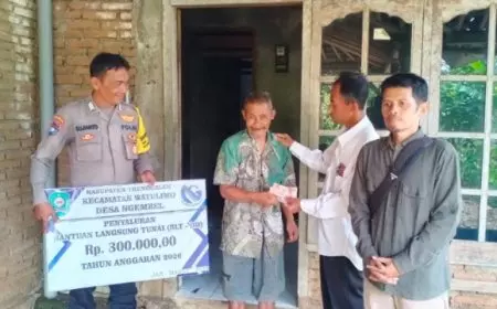 Kawal Penyaluran BLT-DD, Ratusan Bhabinkamtibmas di Trenggalek Turun Gunung hingga ke Pelosok