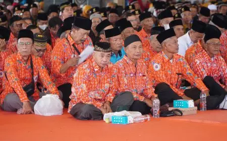 Berusia 17 dan 90 Tahun, Inilah Sosok Jemaah Haji Termuda dan Tertua asal Kabupaten Lamongan