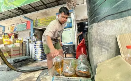 Harga Minyak Goreng Curah di Lamongan Melonjak Tajam, Pedagang Kecil Terdampak
