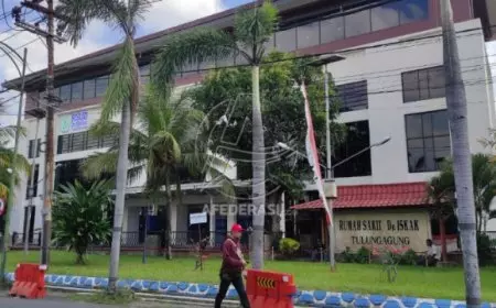 Eks Bupati Tulungagung Diduga 'Titip' Vendor di RSUD dr Iskak, Direktur Rumah Sakit Pilih Bungkam
