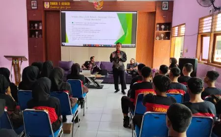 Bakesbangpol Madiun dan BIN Perkuat Benteng Ideologi Pelajar SMKN 1 Geger dari Jerat Radikalisme