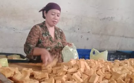 Harga Kedelai dan Plastik Meroket, Pengusaha Tahu di Jombang Terpaksa Naikkan Harga Jual