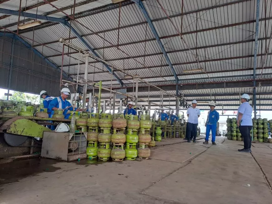 Stok Elpiji 3 Kg di Jombang Menipis, Polisi Sidak ke  SPBE