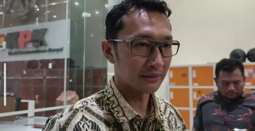 KPK Periksa Sembilan Pejabat Tulungagung di Sidoarjo, Dalami Modus Ancaman Surat Mundur