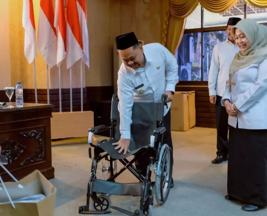 Pelayanan Haji Khusus Lansia, Pemkab Gresik Siapkan Obat dan Kursi Roda
