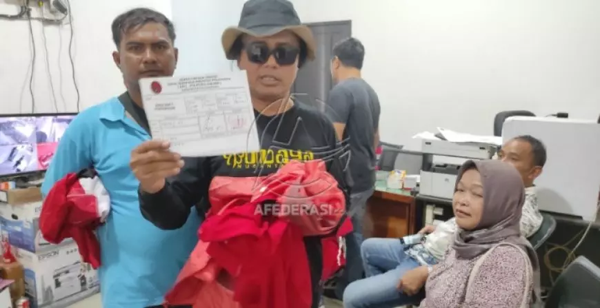DPC PDIP Tulungagung Memanas, Mantan PAC Kembalikan Atribut